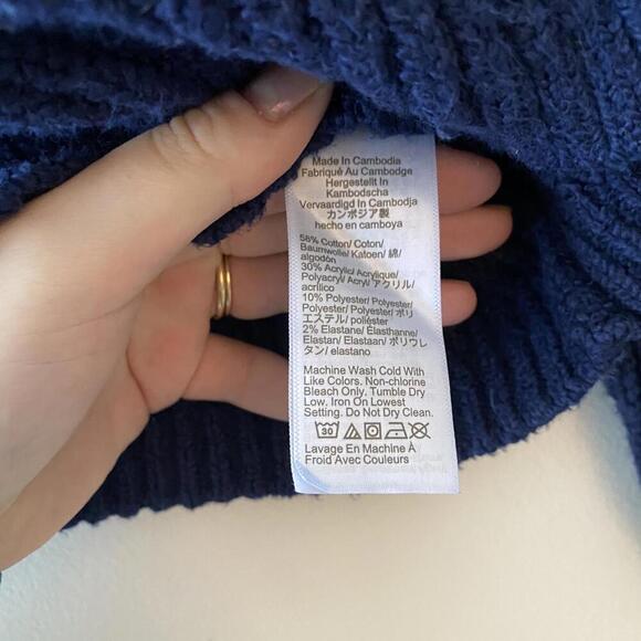 J CREW navy long sleeve cotton blend knit sweater - Picture 3 of 5